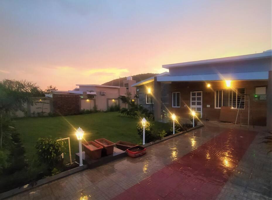 Nine Hill Villa - 2Bhk Private Villa With Pool Udaipur Exterior foto