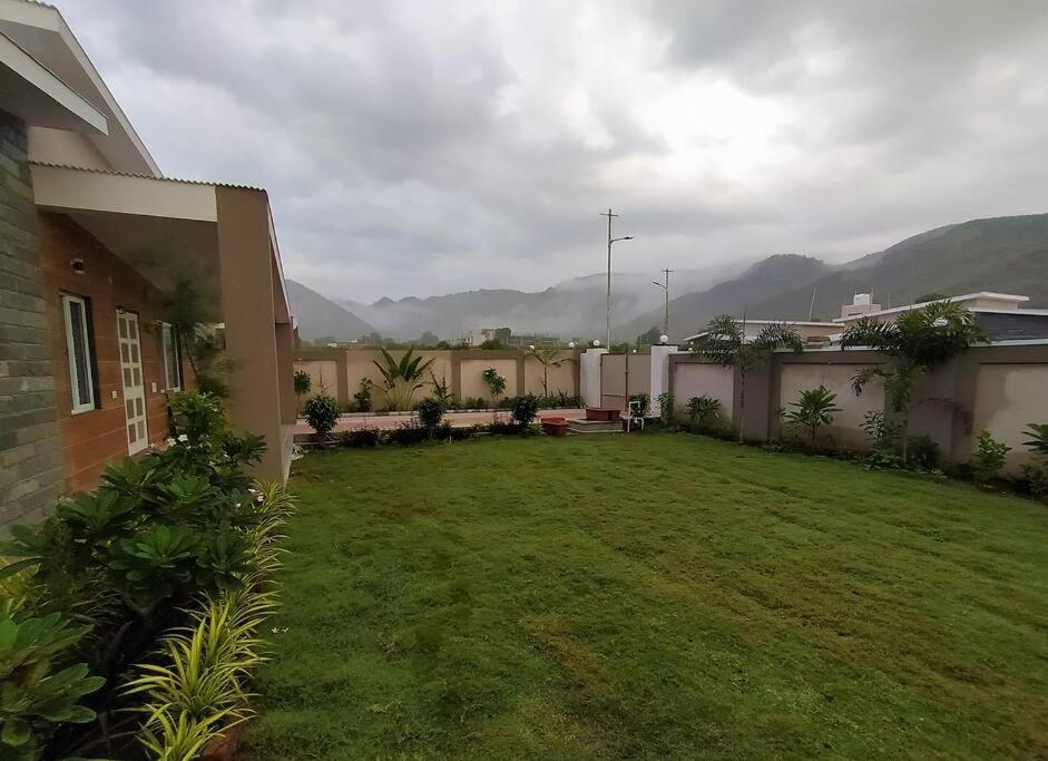 Nine Hill Villa - 2Bhk Private Villa With Pool Udaipur Exterior foto
